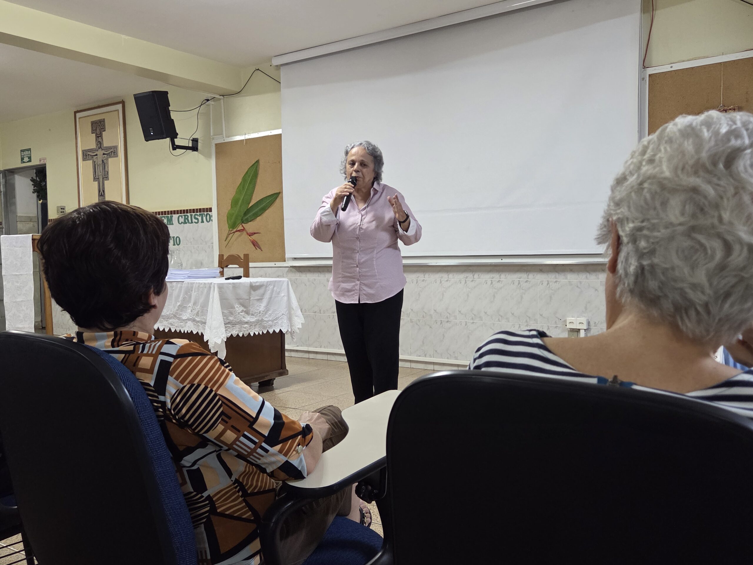 “Retiro promove profunda caminhada de interiorização”, destaca Irmã Maria Helena Morra