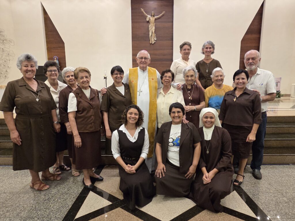 Em Ceres (GO), Irmãs Franciscanas de Allegany são homenageadas pelos 75 anos de presença e missão