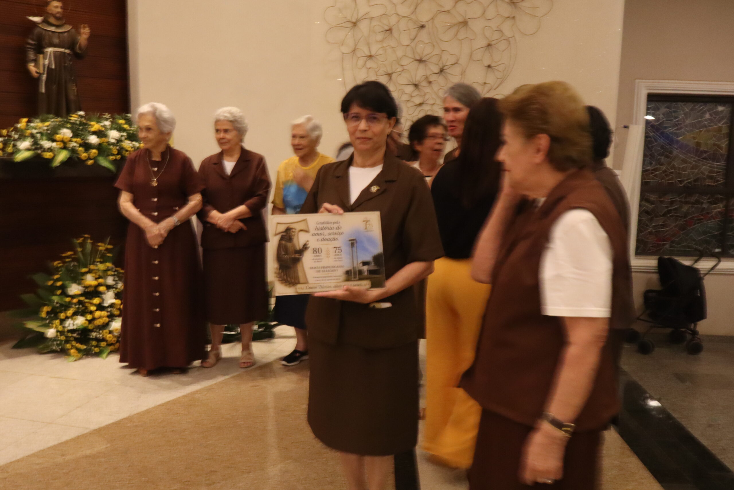 Colégio Imaculada Conceição homenageia Irmãs Franciscanas de Allegany com gratidão e reconhecimento